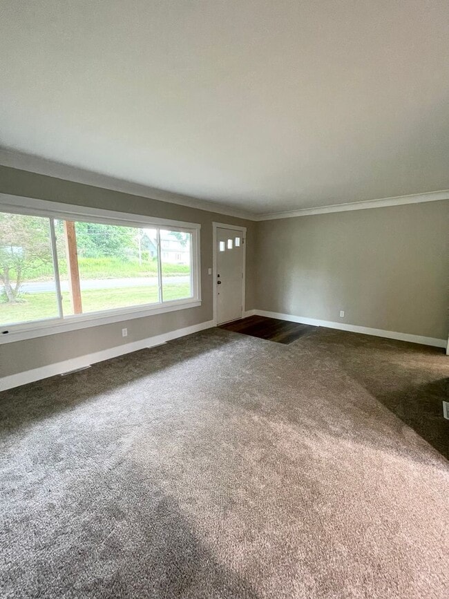 Building Photo - Two Bedroom Home in Vicksburg