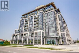 Building Photo - 405 Dundas St W