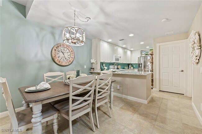 Foto del edificio - 15111 Auk Way