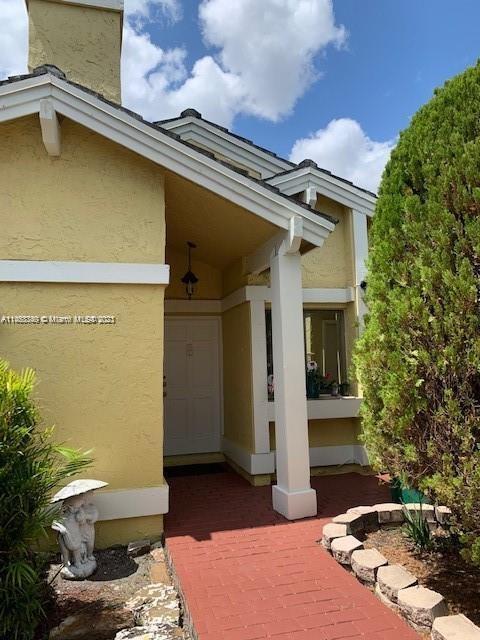 Building Photo - 9516 SW 148th Ave