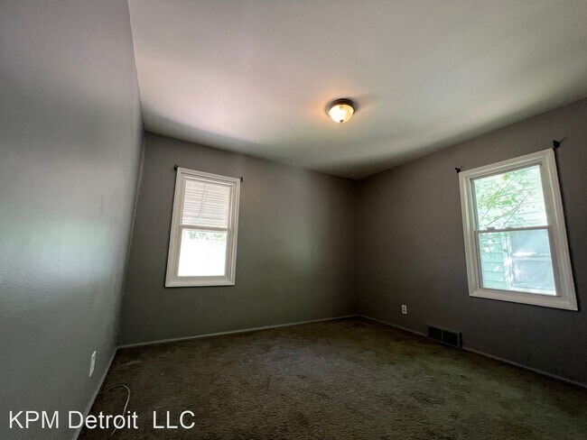 Building Photo - 2 br, 1 bath House - 9023 Auburn