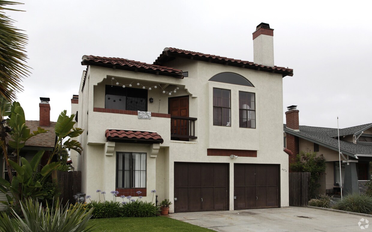 Foto principal - 4474 Cleveland Ave