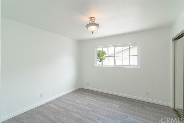 Building Photo - 18431 Roslin Ave
