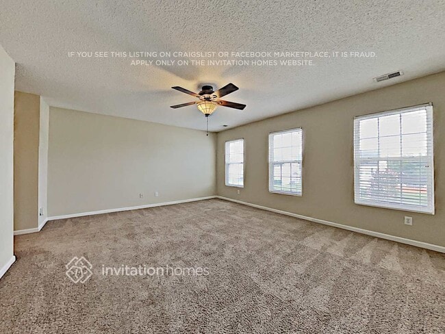 Building Photo - 8930 Hedge Maple Rd