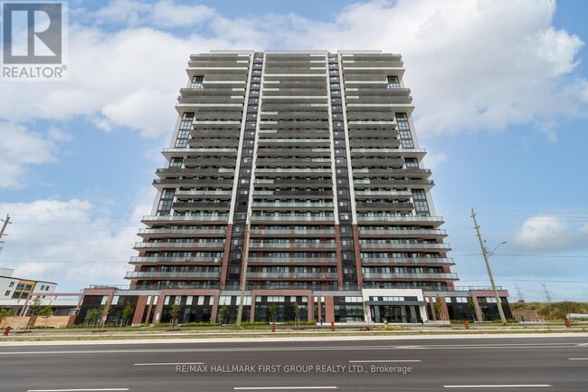 Building Photo - 2550 Simcoe St N