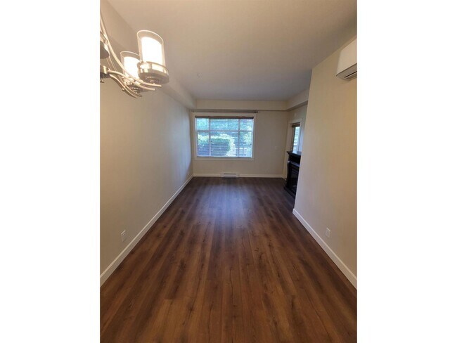 Building Photo - 20325-20386 86 Ave