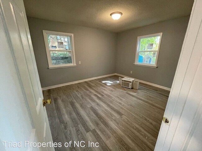 Building Photo - 3 br, 1 bath House - 1516 Graves Ave