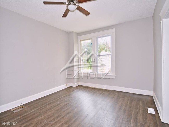 Foto del edificio - 3 br, 1.5 bath Apartment - 1607 Chilton St