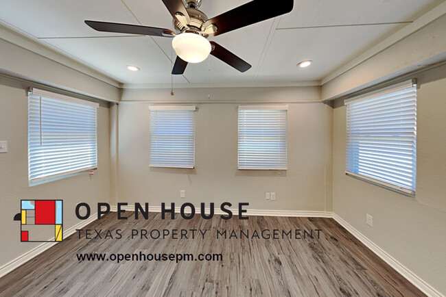 Foto del edificio - 7921 Lazy Brook Dr, Watauga