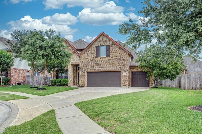 Building Photo - 207 Denfield Ct