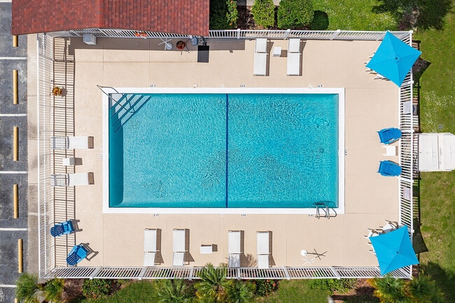 Your little slice of paradise awaits - Cypress Place Apartments