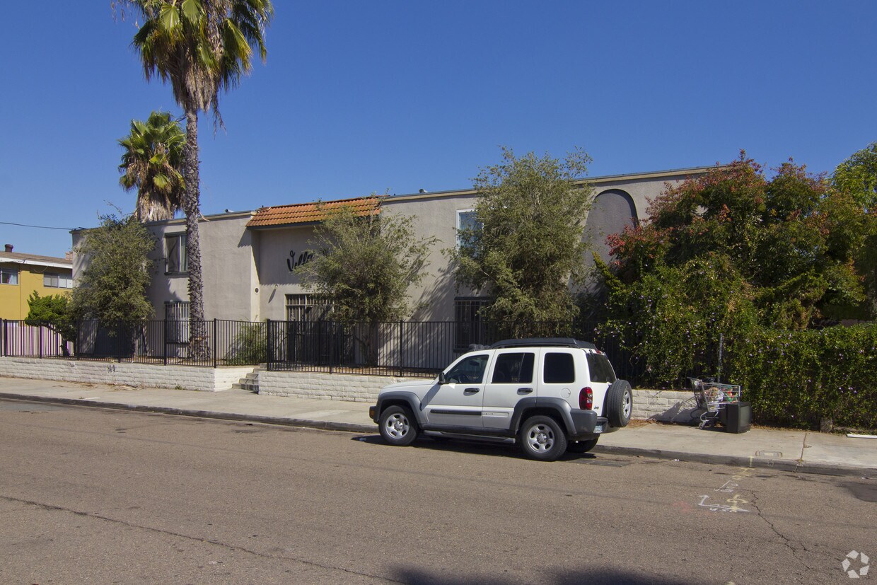 Primary Photo - Villa Verde