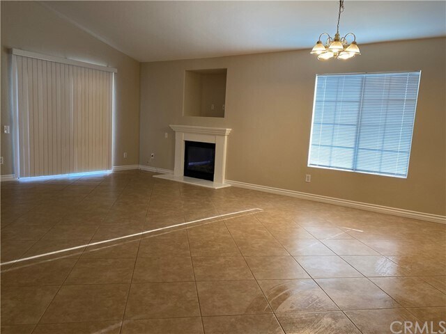 Foto del edificio - 935 Northpark Blvd W