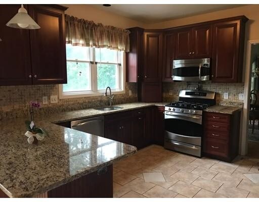 Foto principal - 562 Elm St