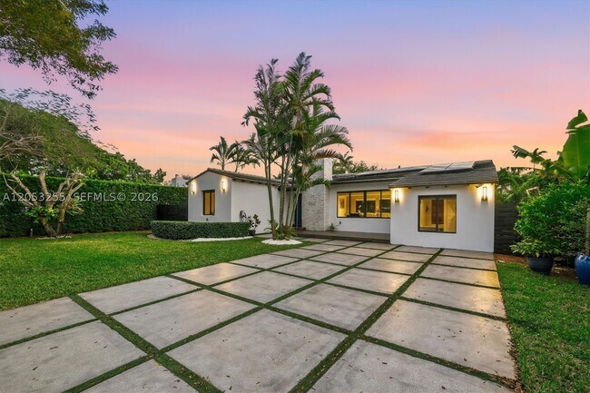 Foto del edificio - 766 NE 96th St