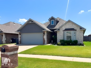 Building Photo - 2520 NW 194th St