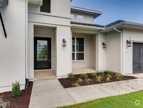 Building Photo - 12016 Mesa Verde Dr