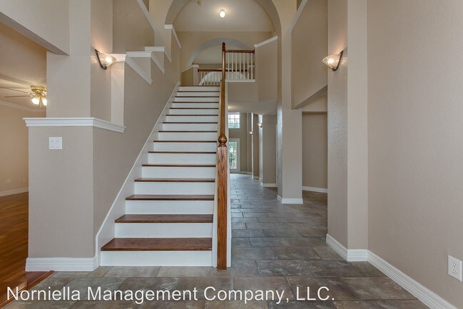 Building Photo - 5 br, 3.5 bath House - 1810 Lake Tawakoni ...