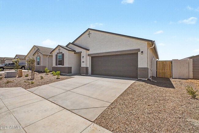 Building Photo - 5457 E Cinder Ln
