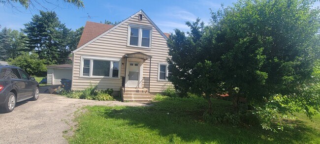Foto del edificio - 137 Bonnie Brae Ave