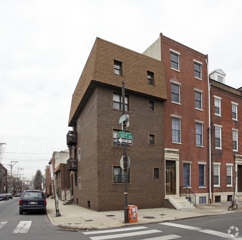 Building Photo - 730 S 10th St