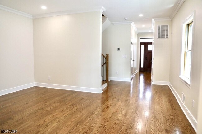 Building Photo - 85 Winans Ave