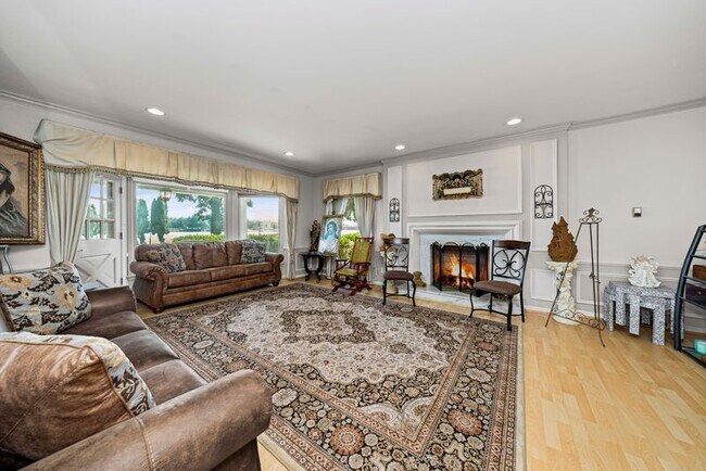 Foto del edificio - 42195 Kouza Ct