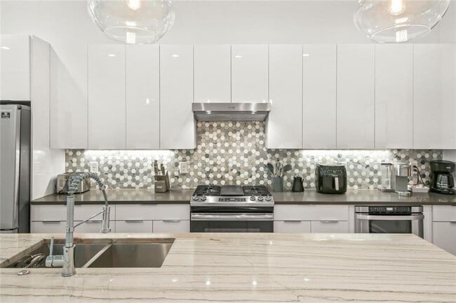 Foto del edificio - 753 Fraser St SE