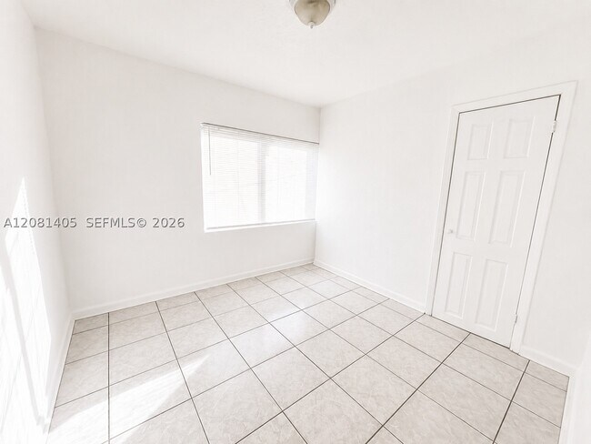 Foto del edificio - 1405 NW 5th St