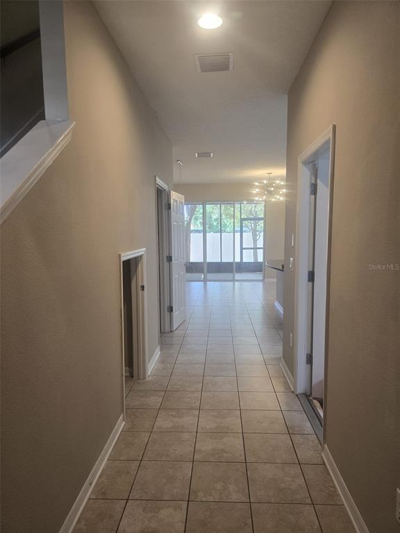 Foto del edificio - 6978 Holly Heath Dr