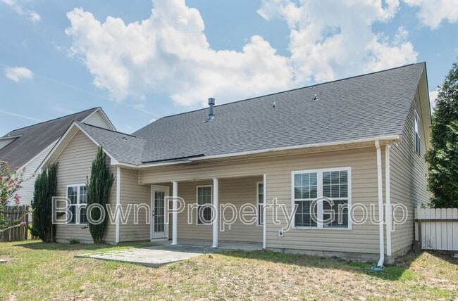 Building Photo - 2033 Gray Goose Loop