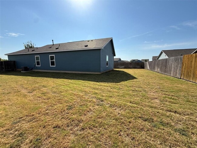 Building Photo - 905 Big Rocky Bend