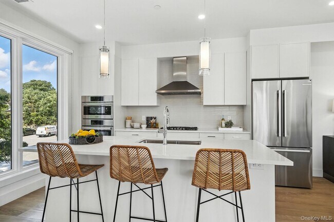 Foto del edificio - 402 Halstead Ave