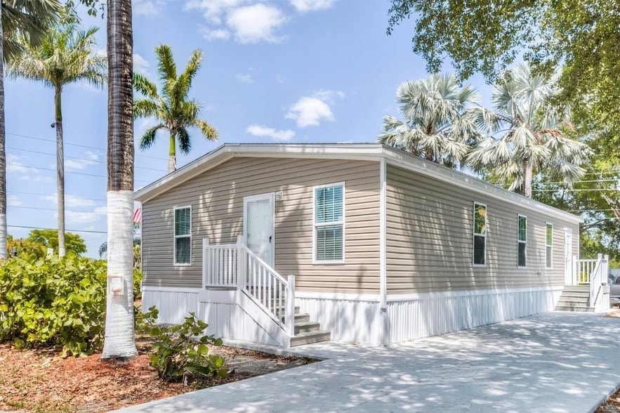 Foto principal - 309 W Buell Dr