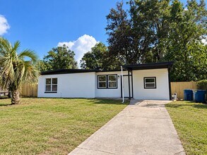 Building Photo - 1387 Griflet Rd