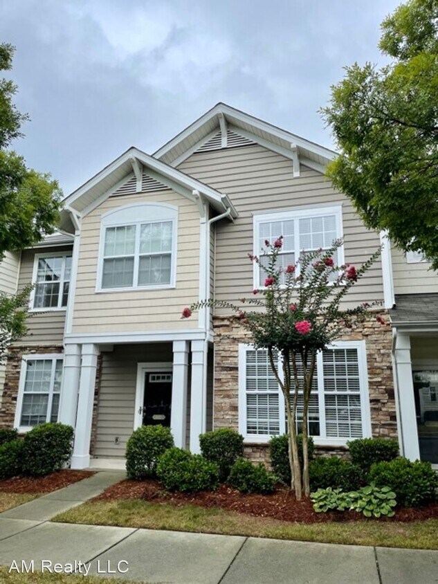 Primary Photo - 3 br, 2.5 bath House - 1032 Tabard Lane