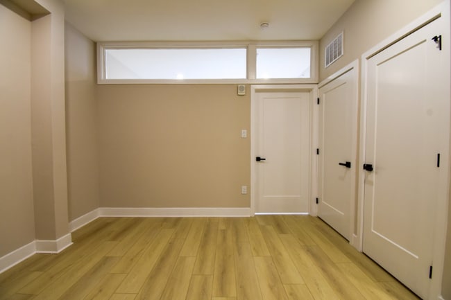 Photo - 1030 N 48th St Apartment