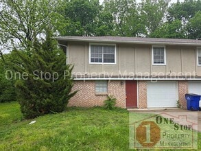 Building Photo - 411 NE Westwind Dr