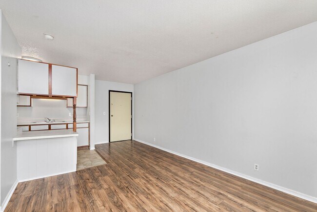 Foto del edificio - 2 Bedroom, 1 Bath Apartment at the Brookside Apartments!