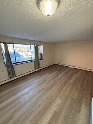 Foto del edificio - 43 Riverside St