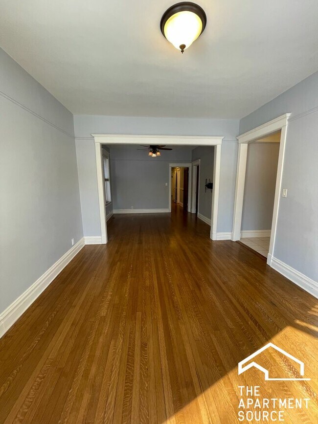 Building Photo - 3508 N Bosworth Ave