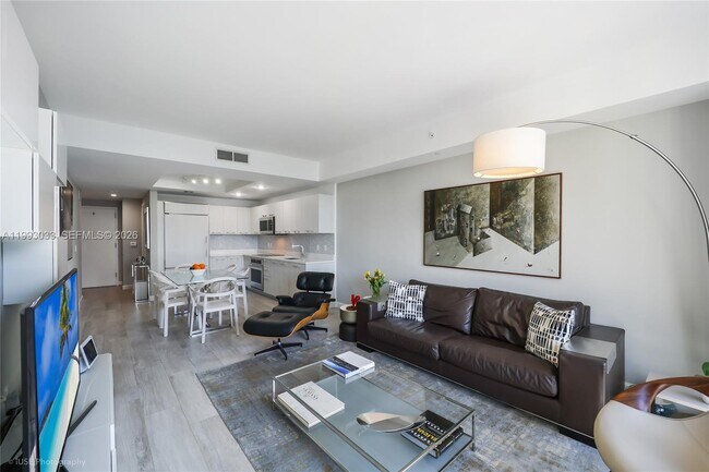 Foto del edificio - 55 SW 9th St