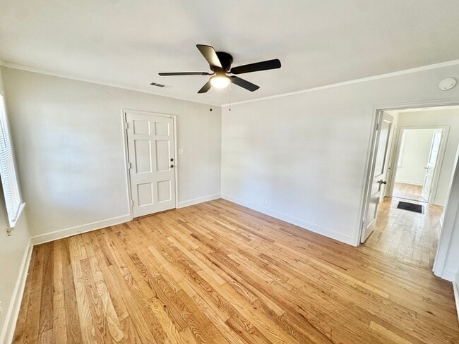 Foto del edificio - 3880 Spottswood Ave