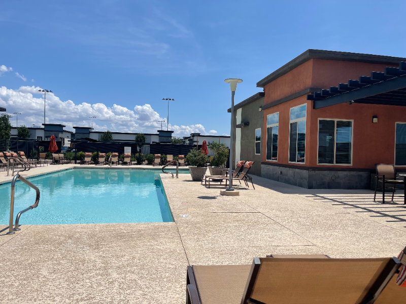 Foto principal - 9740 E Hampton Ave