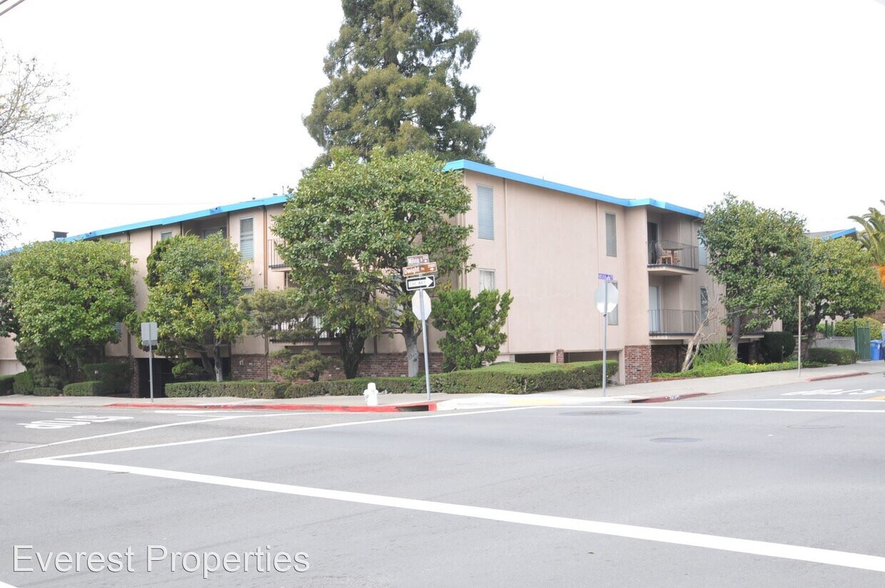 Primary Photo - 2450 Milvia St