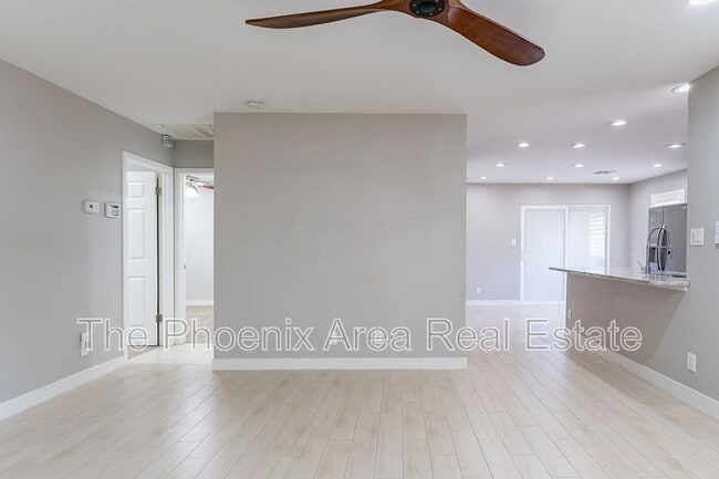 Building Photo - 93 N Cooper Rd