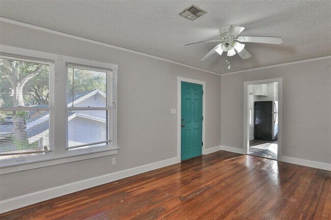 Foto del edificio - 228 9th Ave N