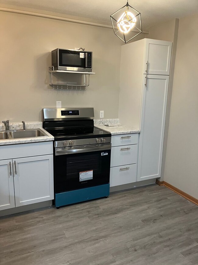 Interior Photo - Fairmeadows Village