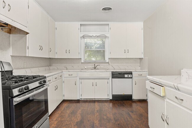 Foto del edificio - 1205 Ewing St