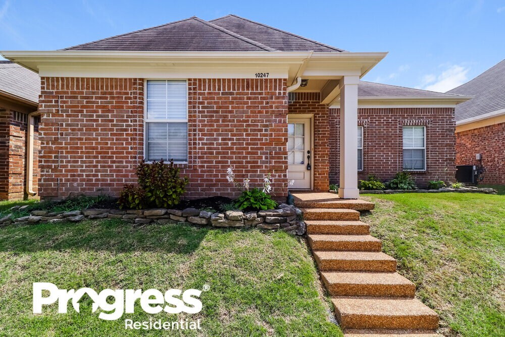 Foto principal - 10247 Morning Hill Dr